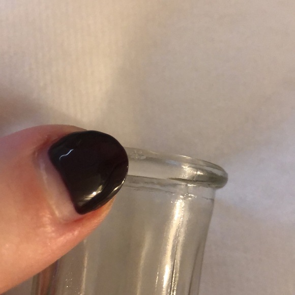 Classic! 🌹 Glass Flower Vase - Picture 8 of 8